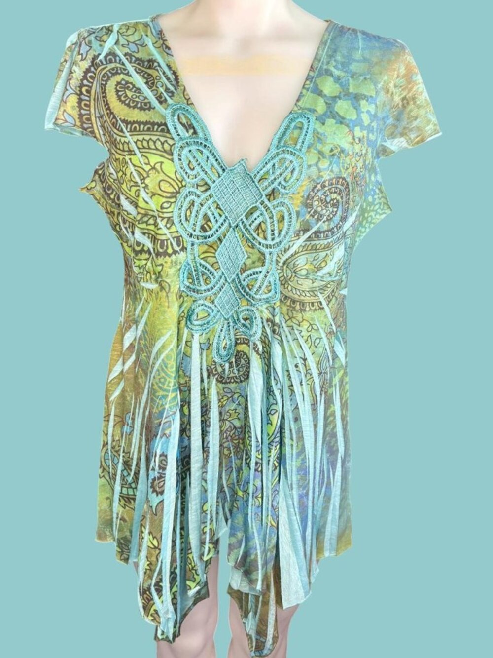 Boho green and blue butterfly style top by Apt. 9